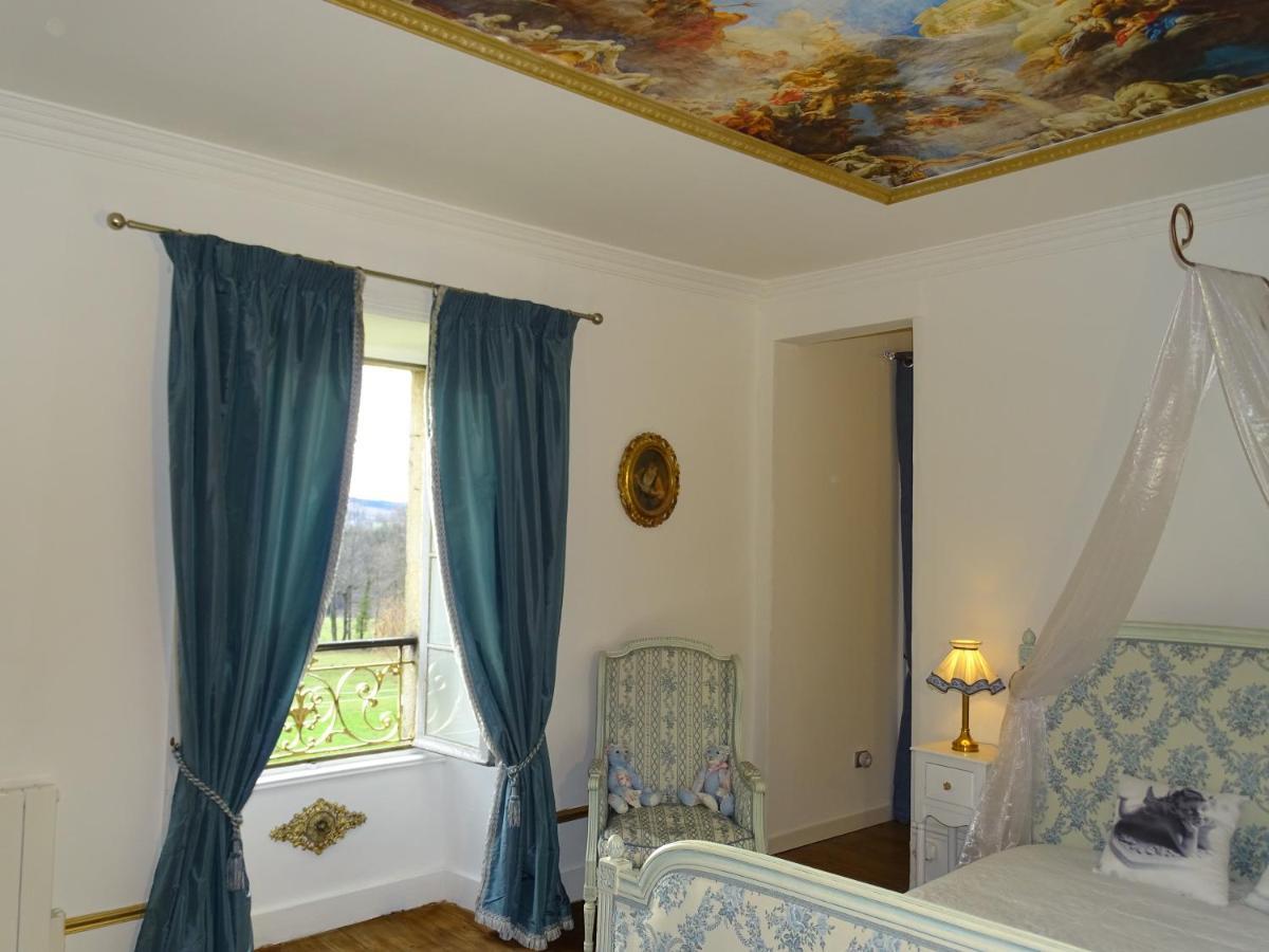 Chateau De La Forie Saint-Etienne-sur-Usson Bagian luar foto
