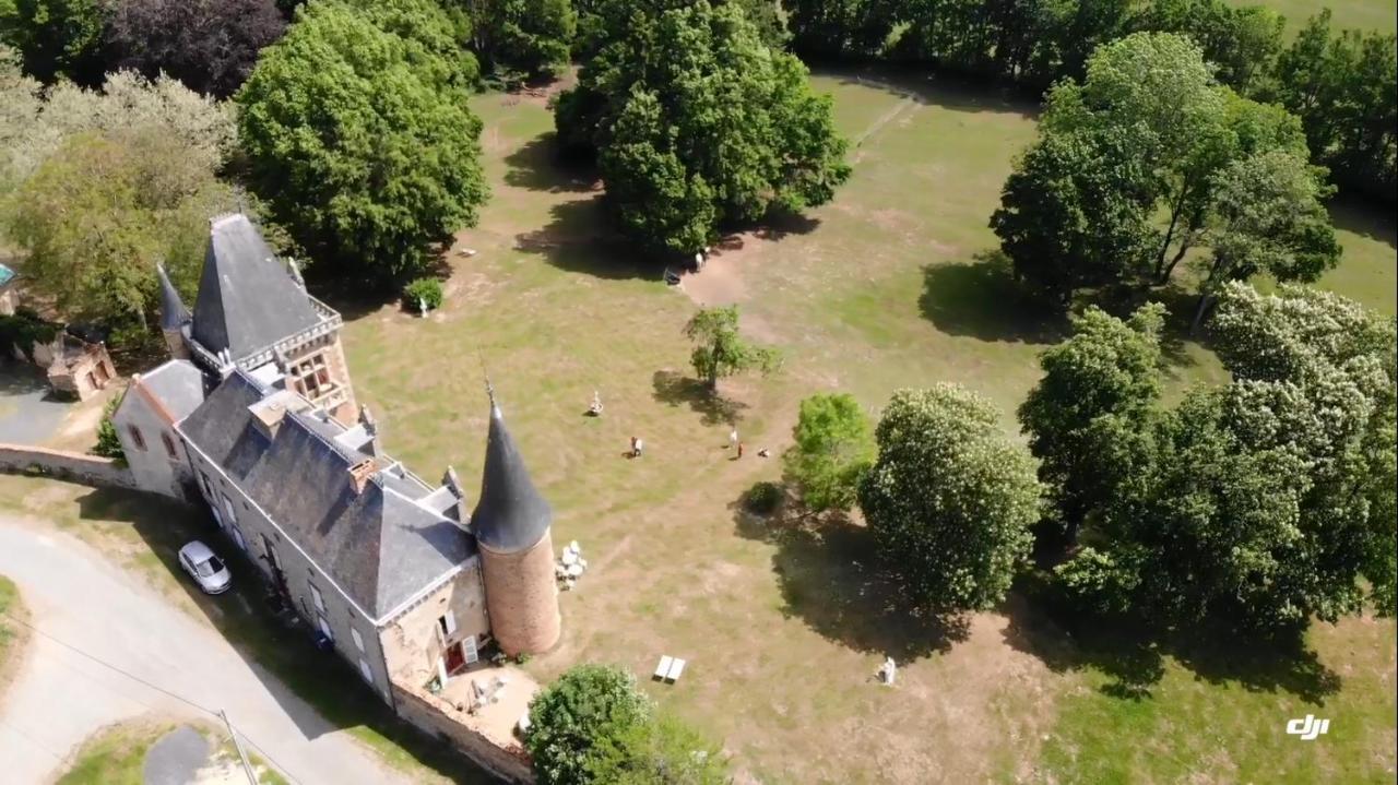 Chateau De La Forie Saint-Etienne-sur-Usson Bagian luar foto